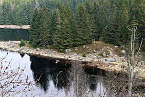 Grenzpfosten am Eckerstausee