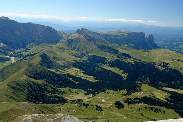 Seiser Alm und Schlern vom Plattkofel