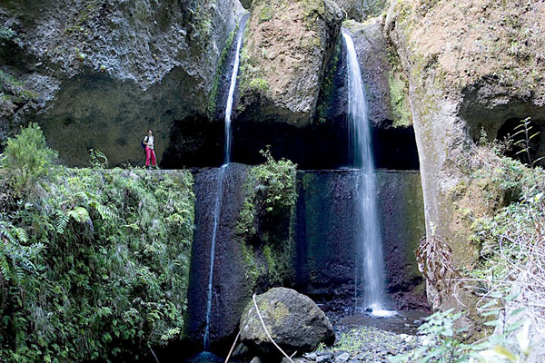 Wasserfall an der Levada Nova